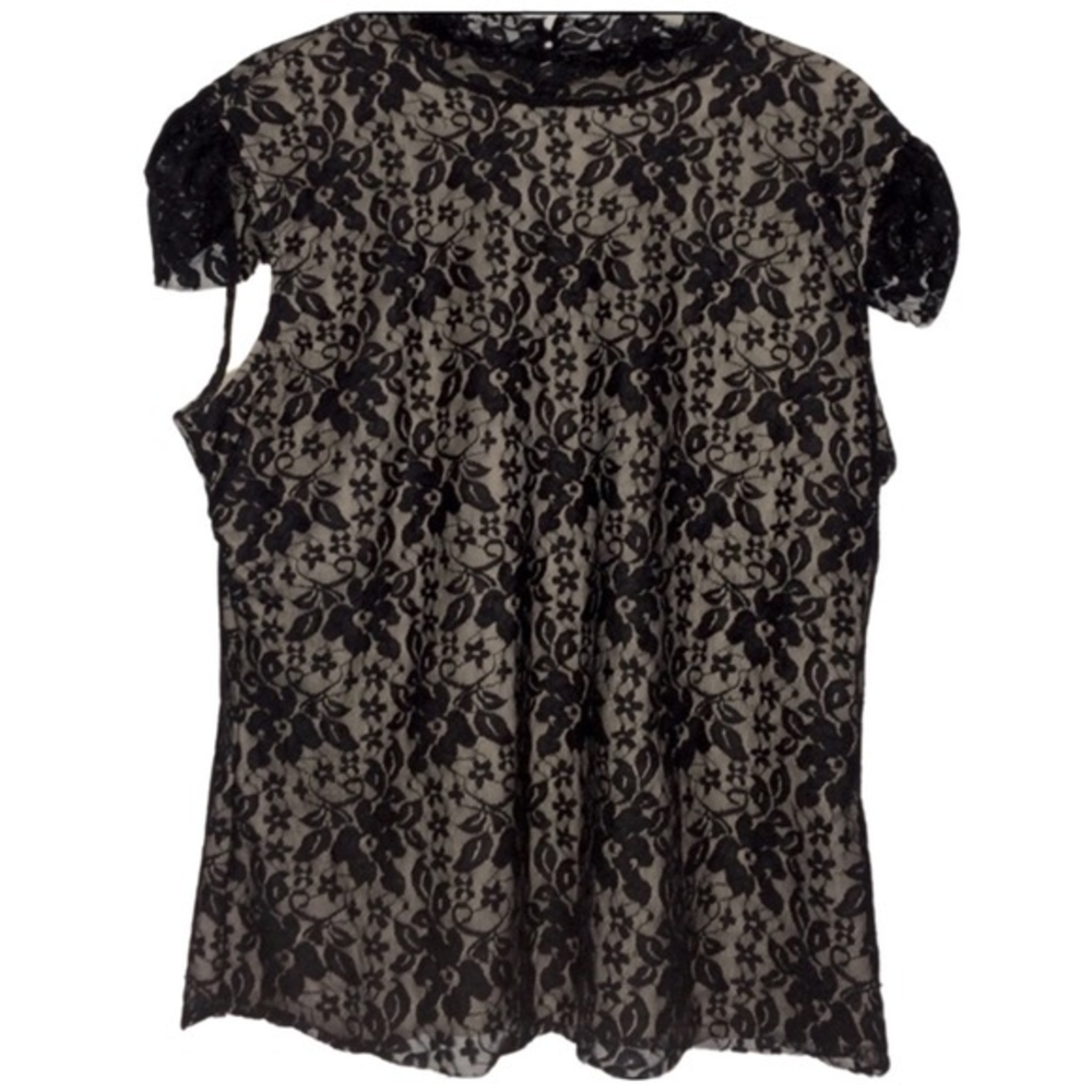 NWT Laundry by Shelly‎ Segal lace top